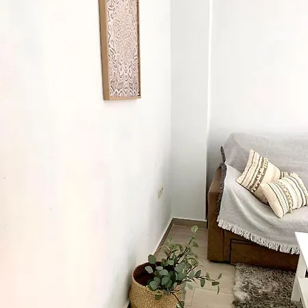 Puerta Al Mar